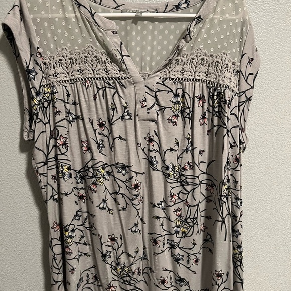 Daniel Rainn Tops - Daniel Rainn Floral Embroidered Blouse - Cream and Black